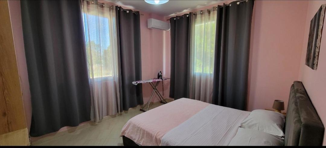 Antea Apartments 1-2 Вльора Екстер'єр фото